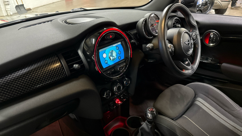 MINI Hatchback 2.0 Cooper S Sport II 3dr Petrol Hatchback